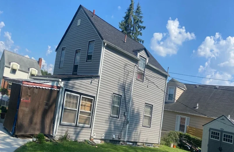 d2c4c836-d9c3-4422-9a20-22d2a40a36e7-1